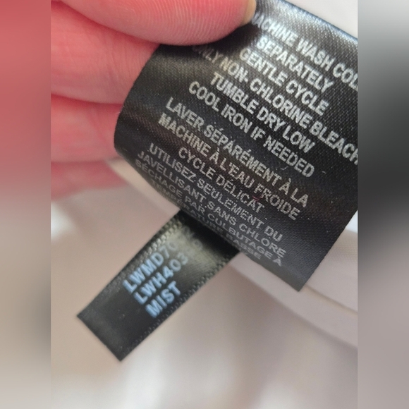 KARL LAGERFELD Muted Misty Silver Water Resistant Jacket With Hidden Hood. Large - Picture 13 of 16